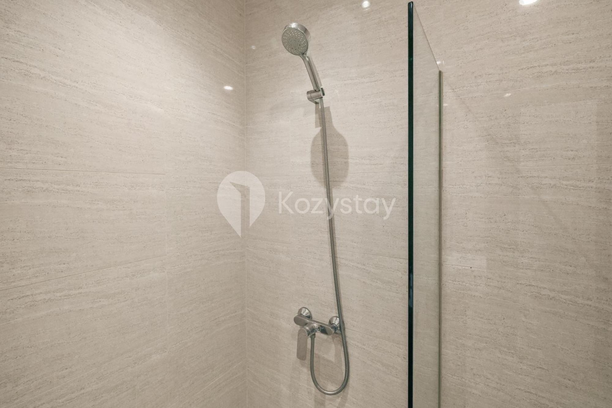Meadow By Kozystay - Newly Renovated - Kebon Jeruk Jakarta Eksteriør bilde